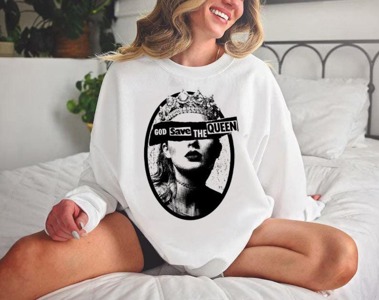 Save the Queen Crewneck