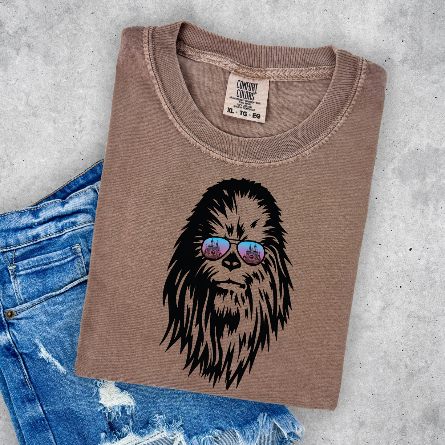 CHEWY WITH SUNGLASSES SHIRT