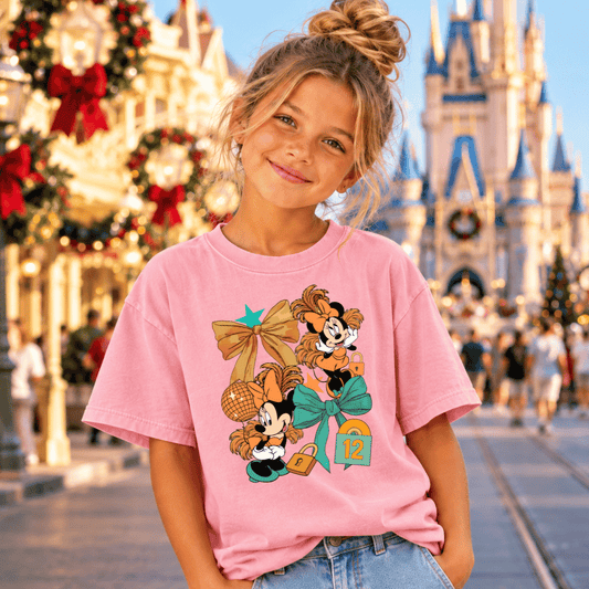 SHOW GIRLIE MINNIE - Youth Comfort Colors TSHIRT