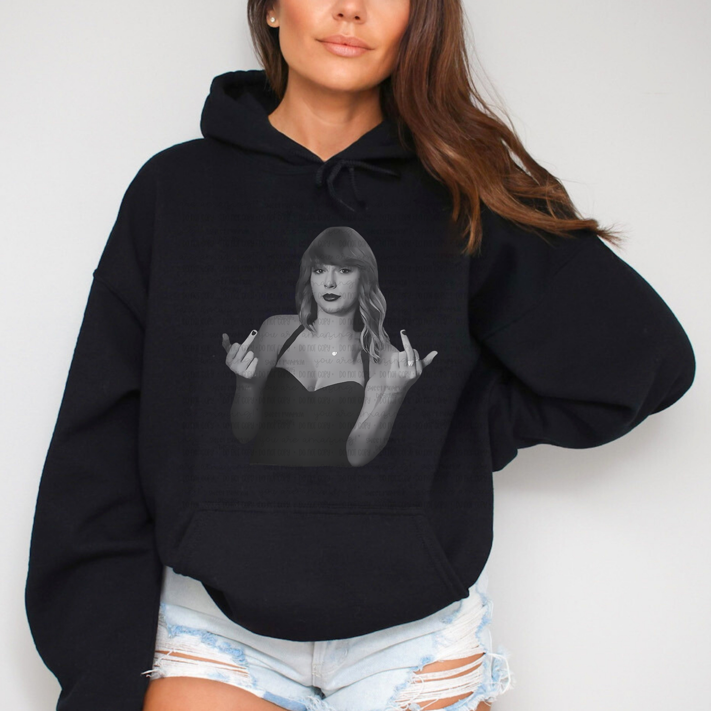 Middle finger Tay HOODIE/CREWNECK/TSHIRT
