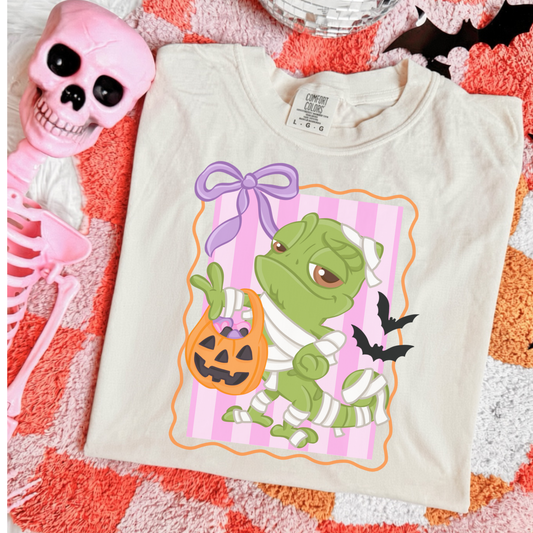 HALLOWEEN SIDEKICK PASCAL COMFORT COLORS SHIRT