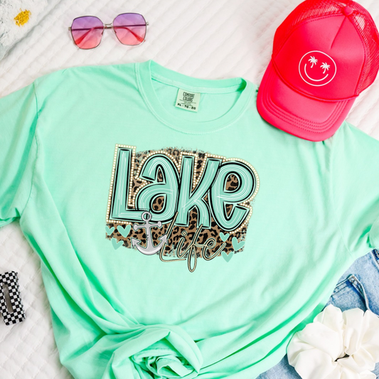 Lake Life Shirt for Women, Comfort Colors Tee, Summer Lake Outfit, Boating Shirt, Vacation Graphic Tee, Gift for Lake Lovers