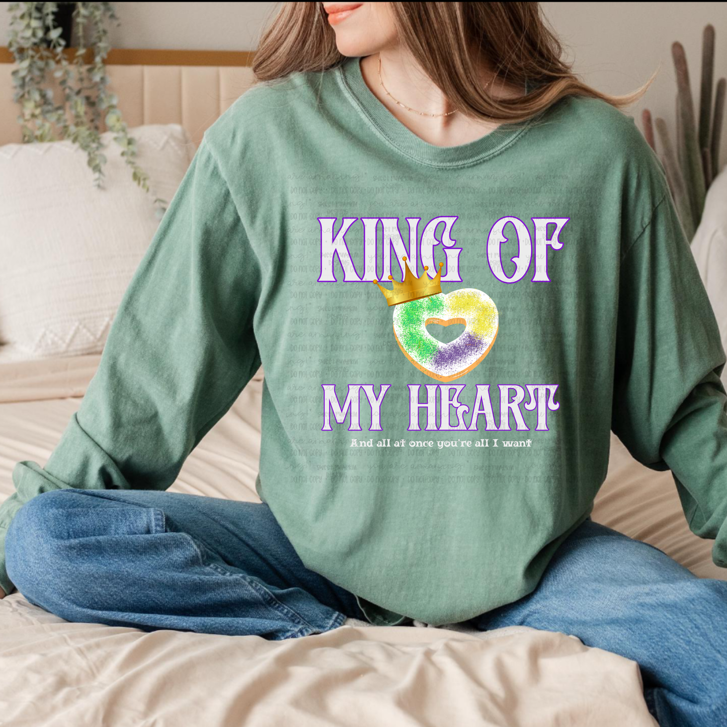KING CAKE O MY HEART - Comfort Colors Short & Long Sleeve