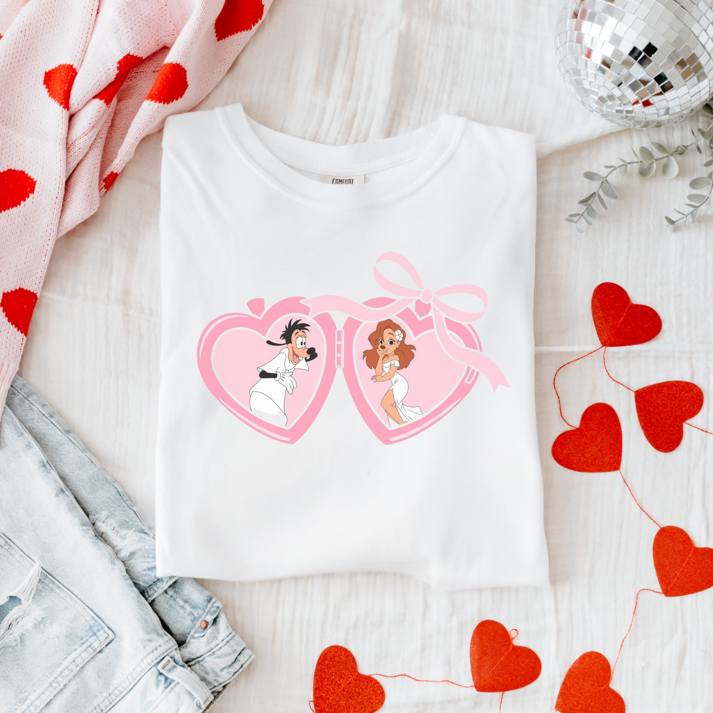 MAX & ROXANNE T-Shirt | Cozy Park Day Shirt